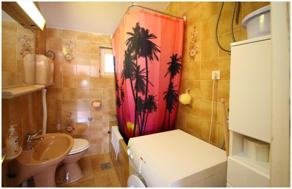 פרימוסטן Apartment Josip מראה חיצוני תמונה